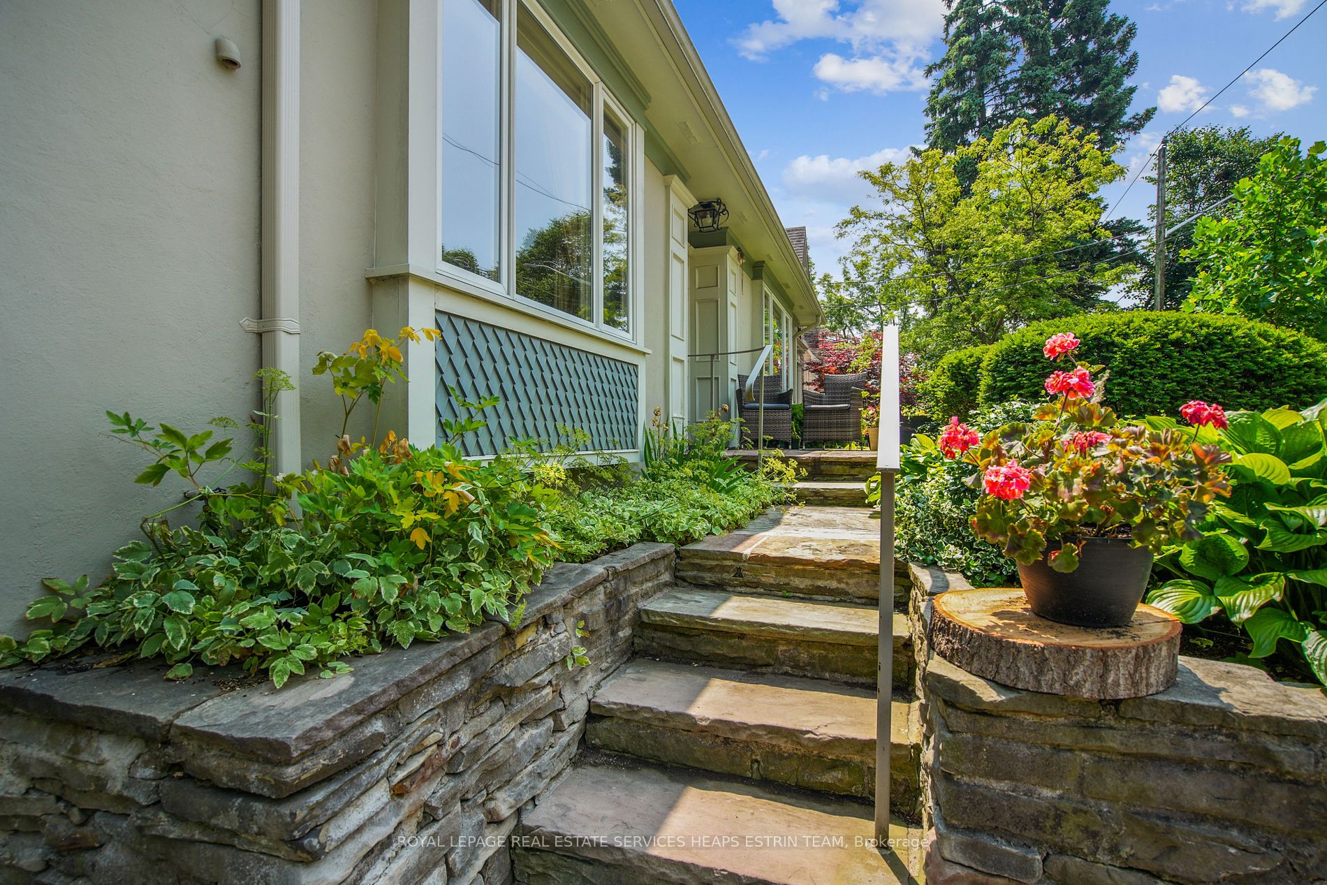 7 Lumley Avenue