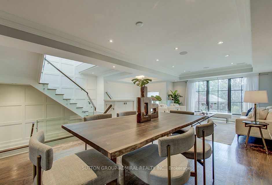 100 Parklea Dr