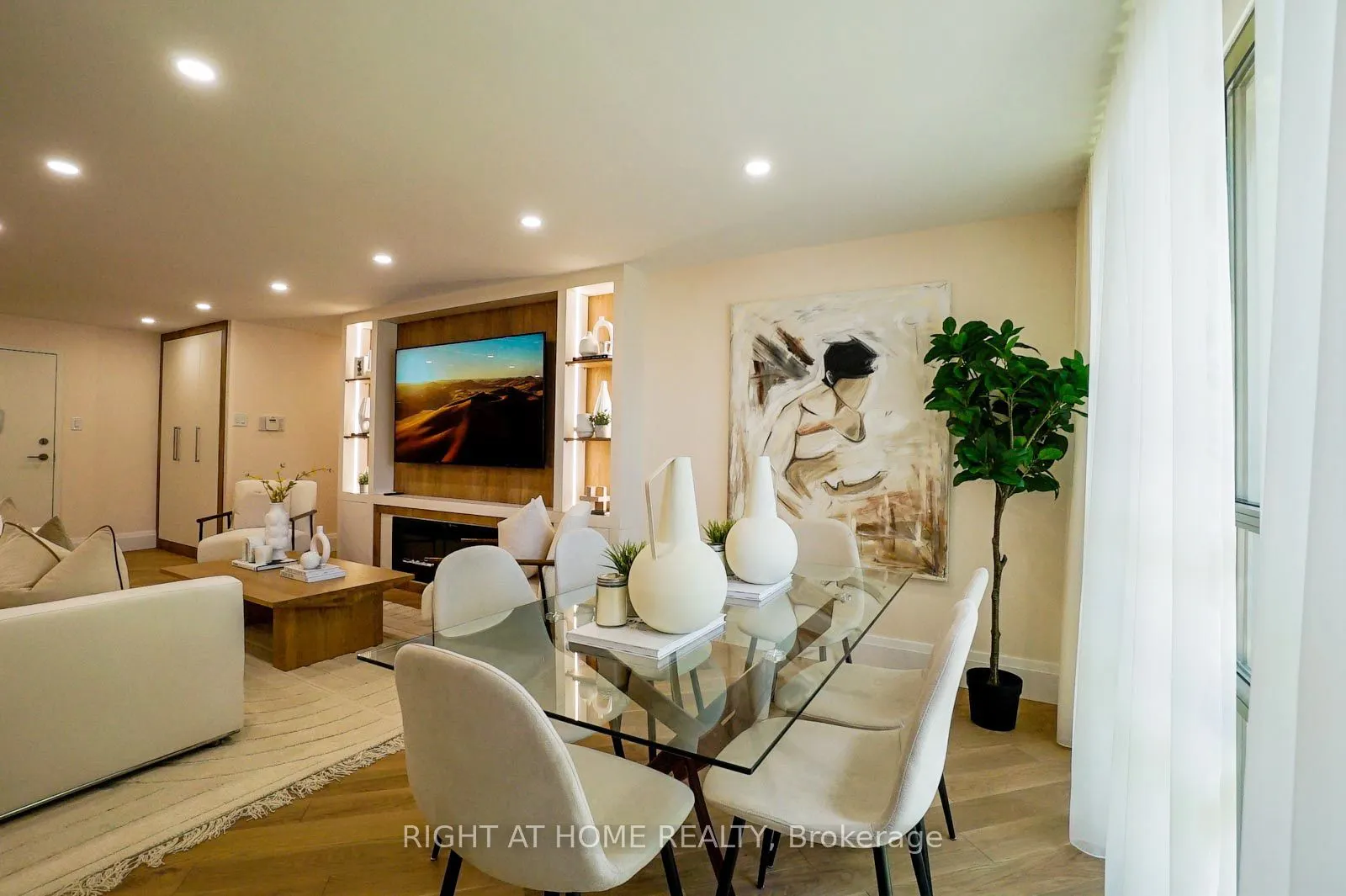 18 Lower Village Gate, #107
