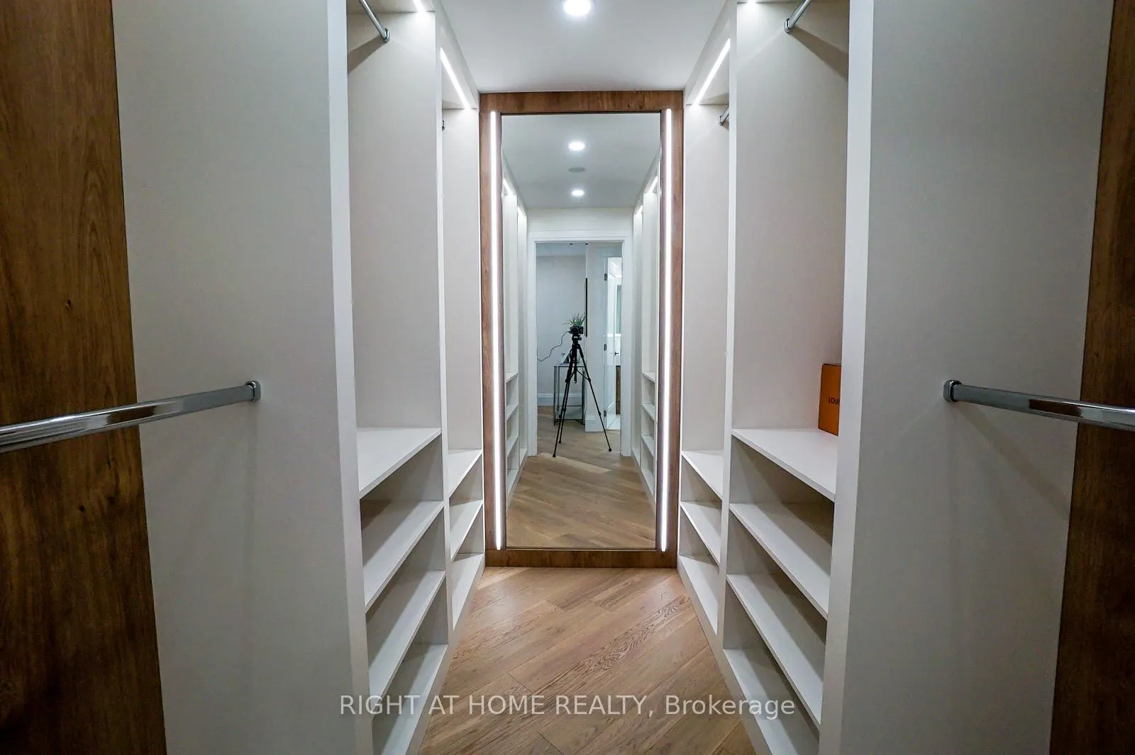 18 Lower Village Gate, #107