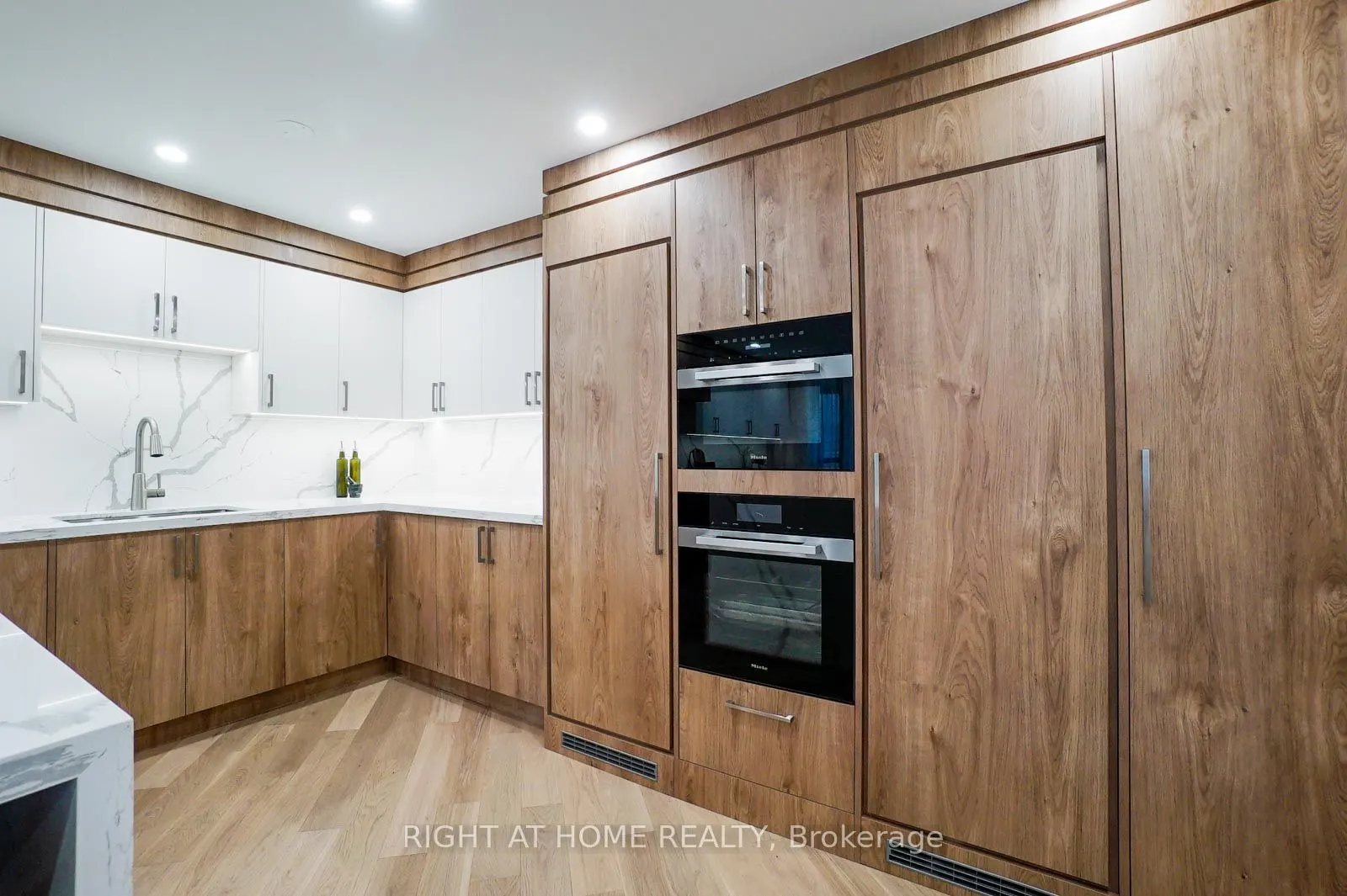 18 Lower Village Gate, #107