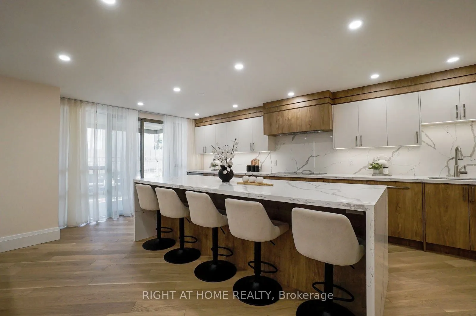 18 Lower Village Gate, #107