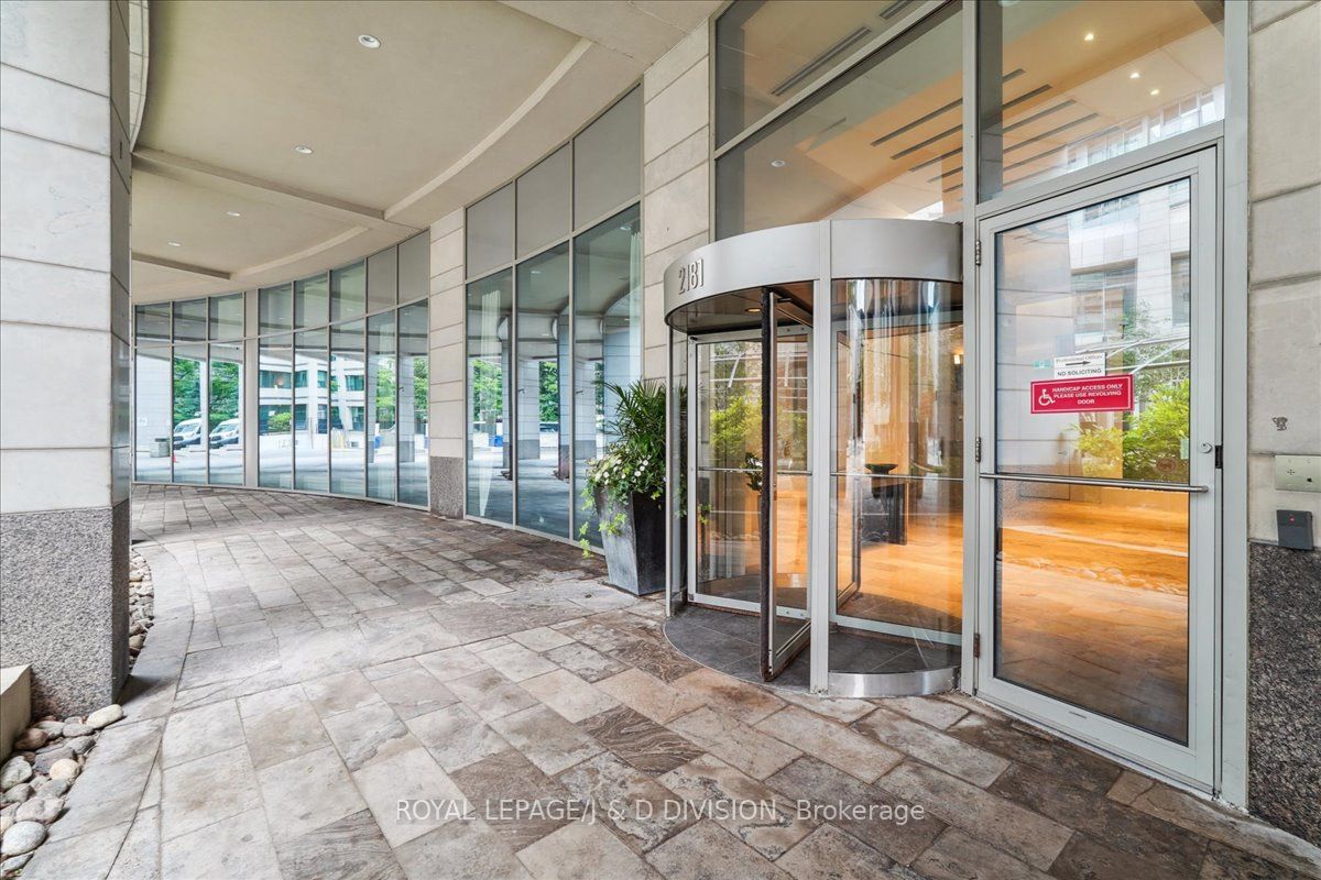 2181 Yonge Street #3402