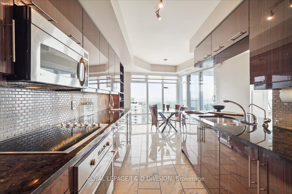 2181 Yonge Street #3402