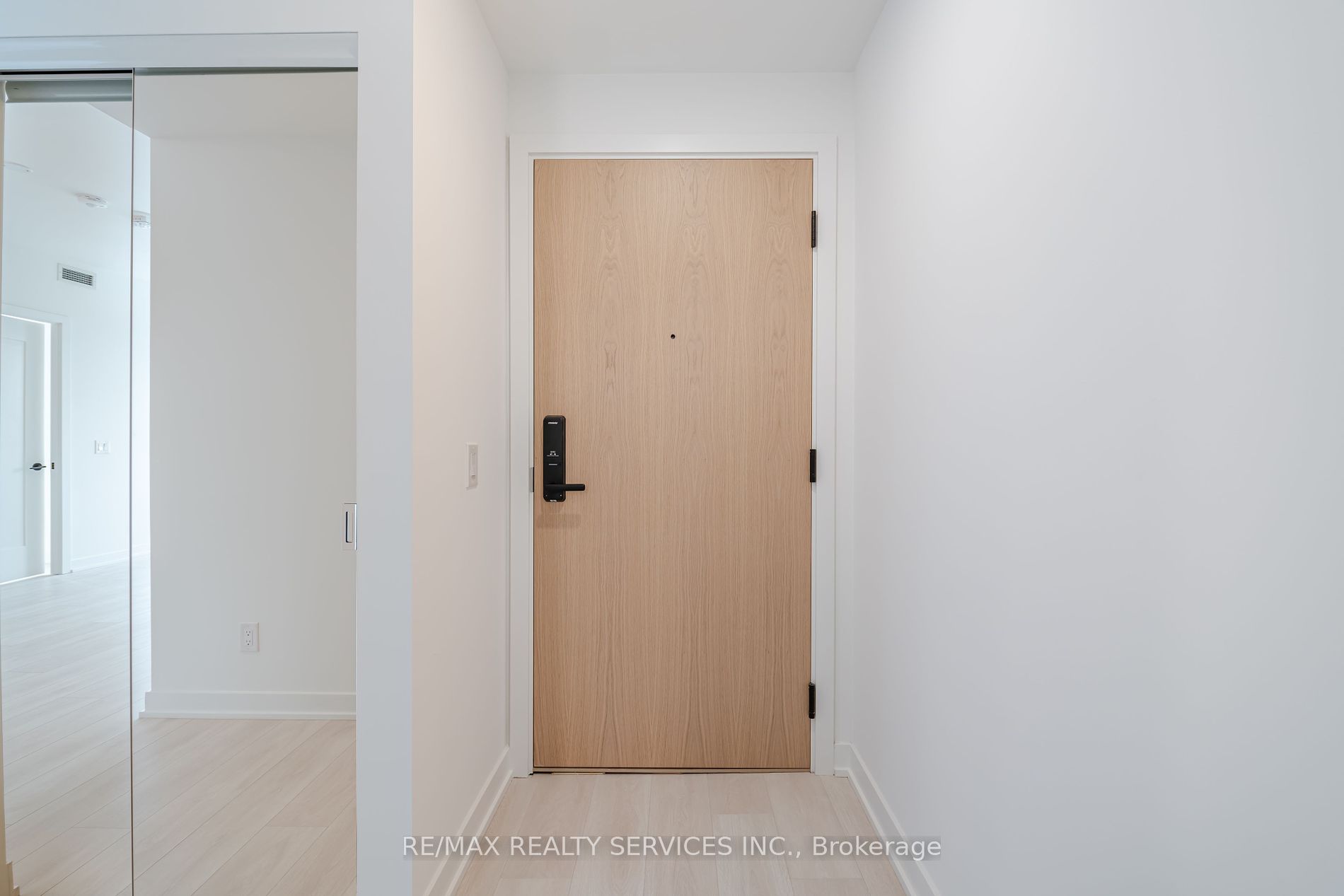 5 Defries Street #2208