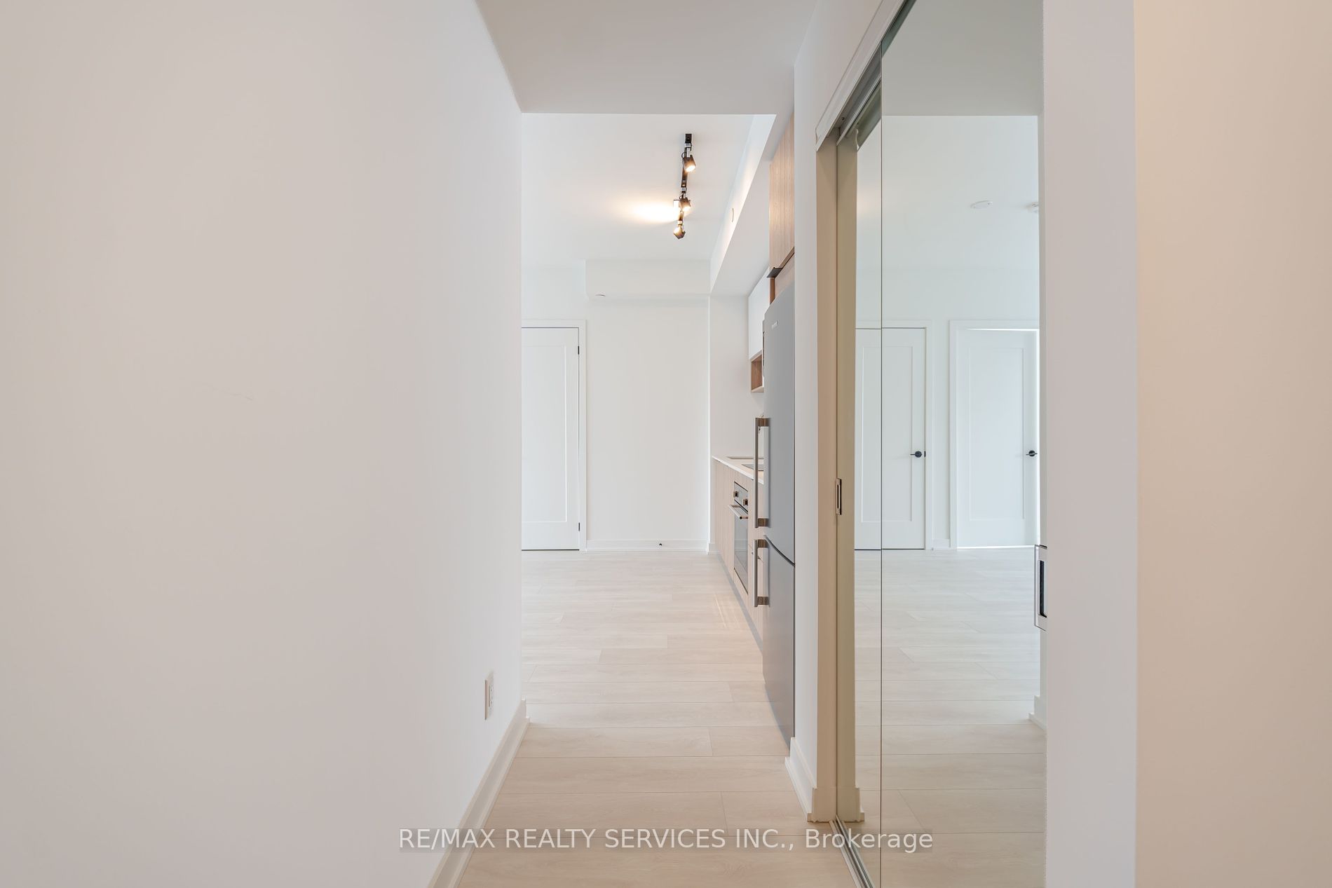 5 Defries Street #2208