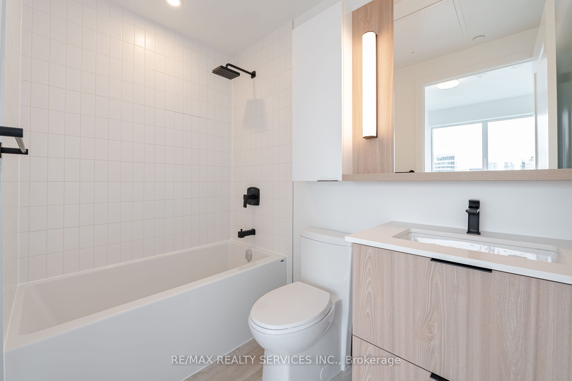 5 Defries Street #2208