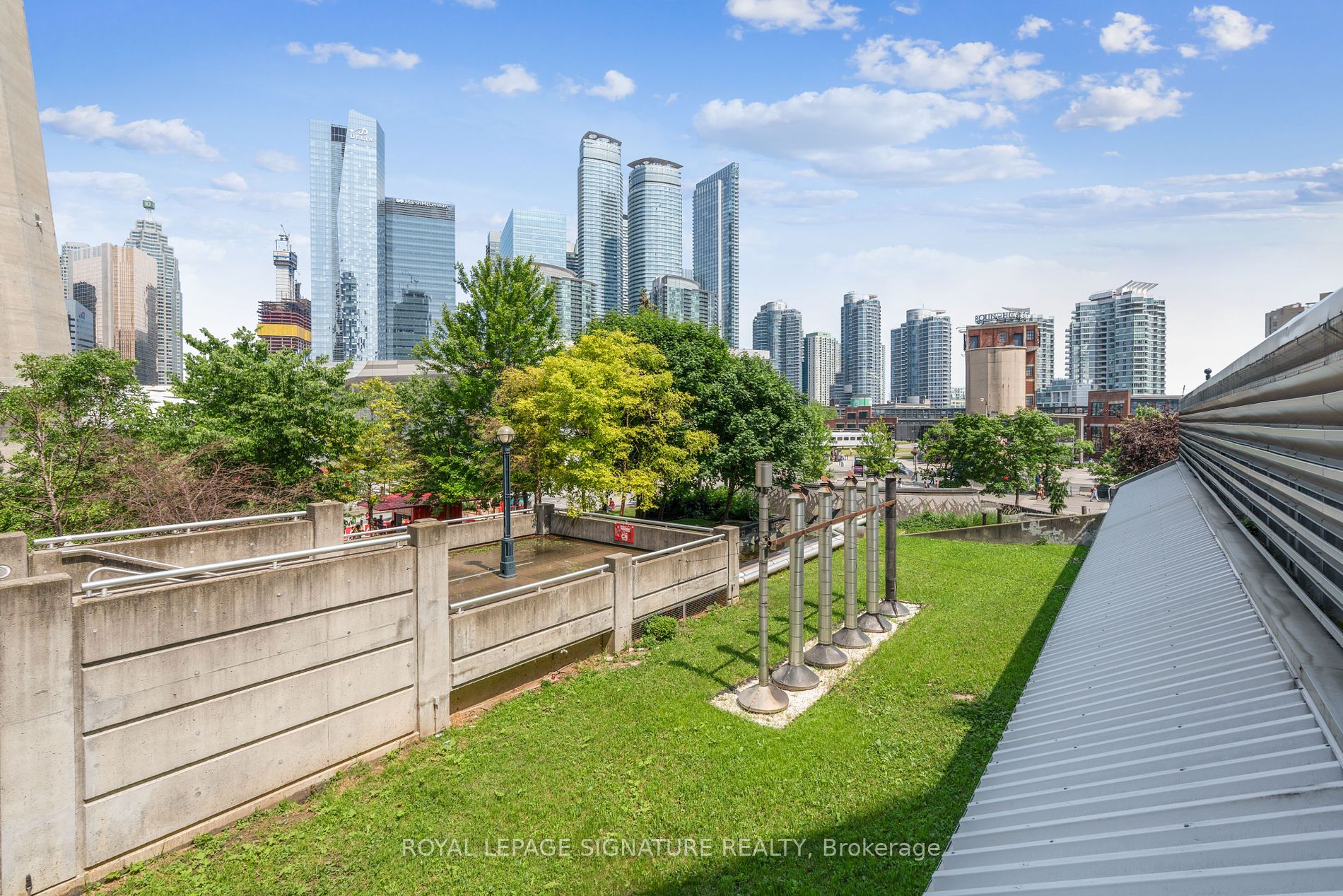 38 Dan Leckie Way, #223