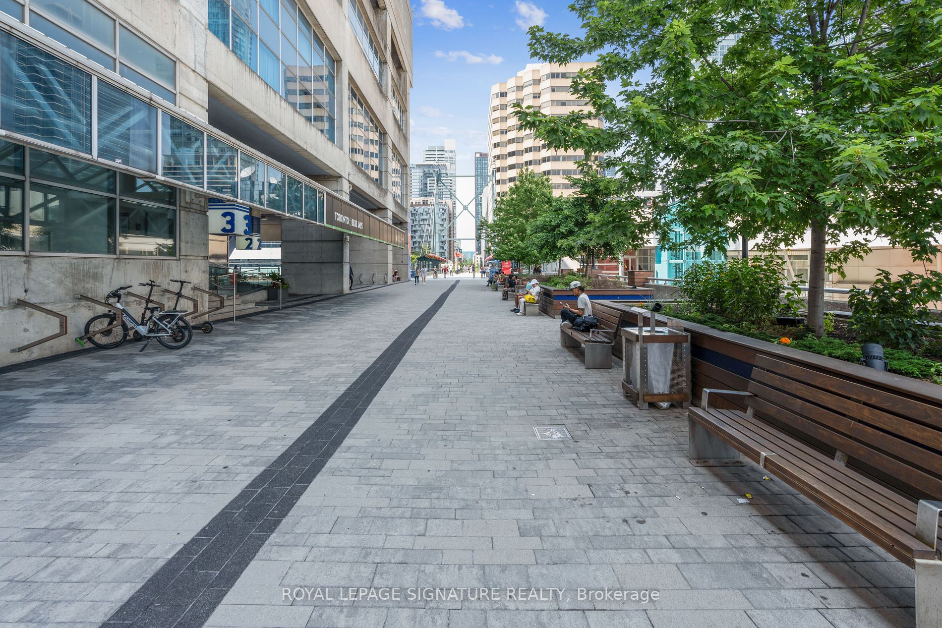 38 Dan Leckie Way, #223