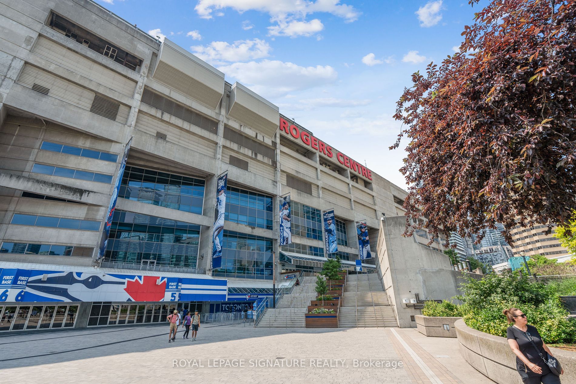 38 Dan Leckie Way, #223