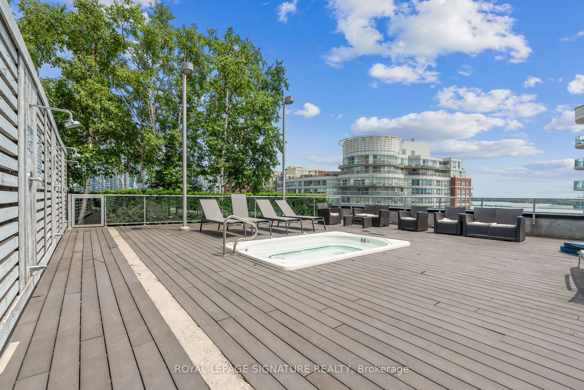 38 Dan Leckie Way, #223