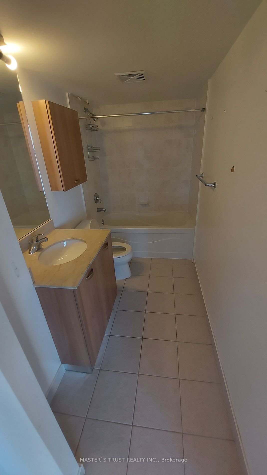 38 Grenville St, #1807