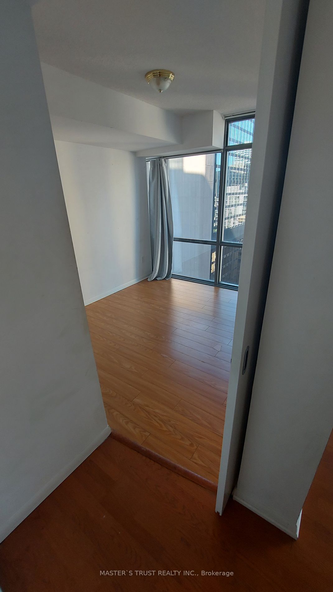 38 Grenville St, #1807