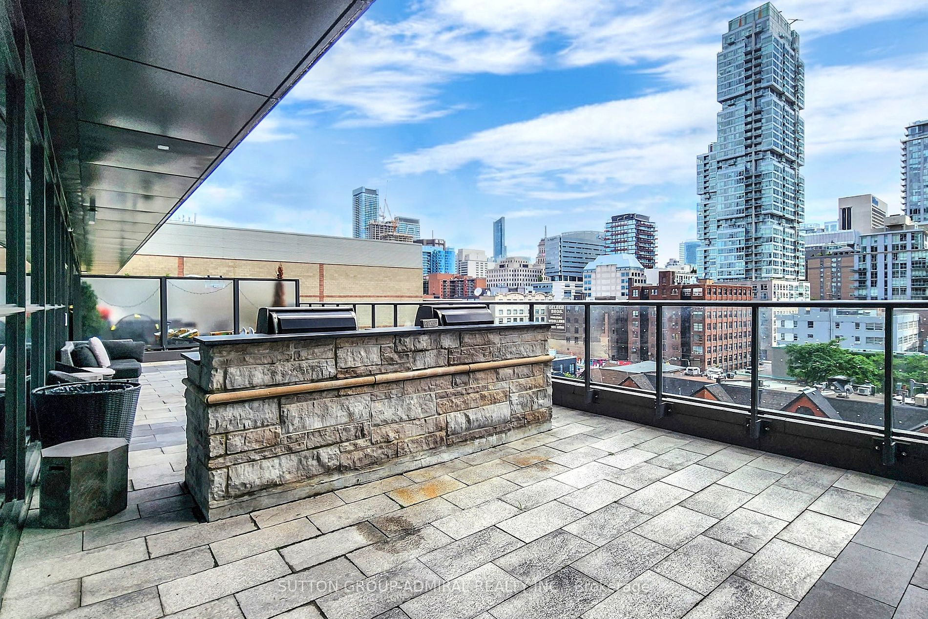 290 Adelaide St W, #2703