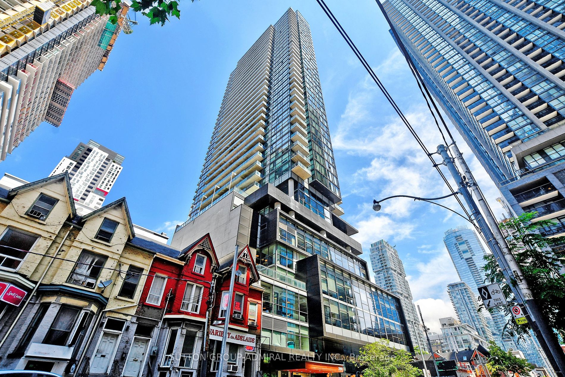 290 Adelaide St W, #2703