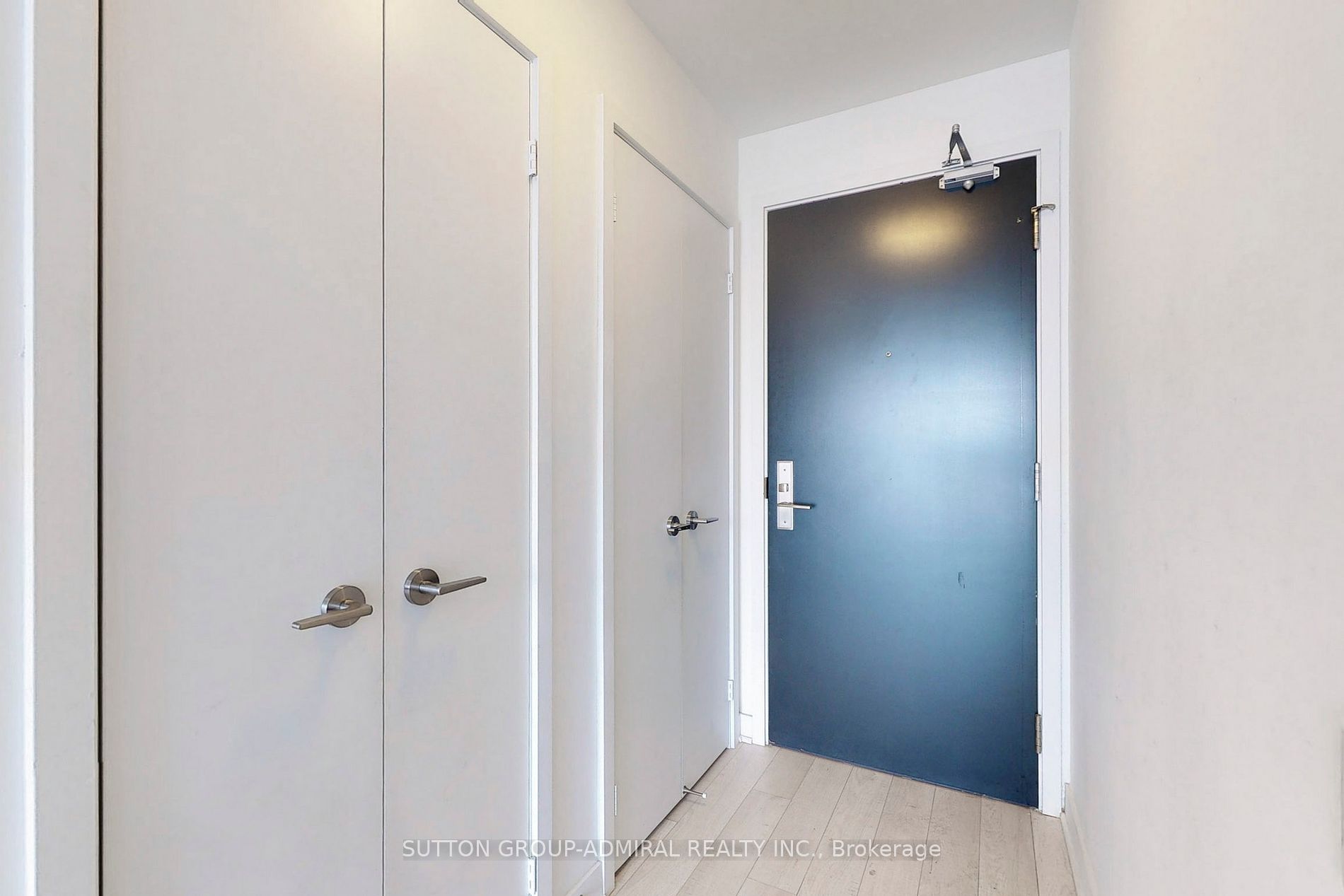 290 Adelaide St W, #2703