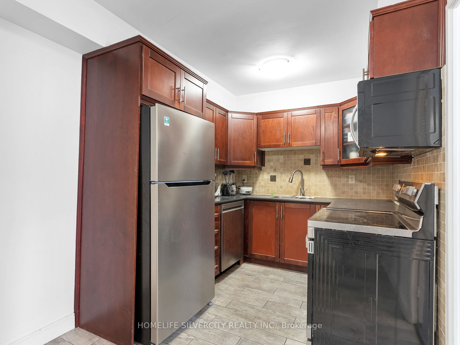 130 Neptune Drive, #708