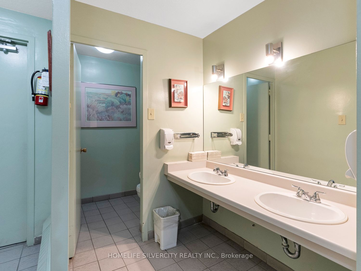 130 Neptune Drive, #708
