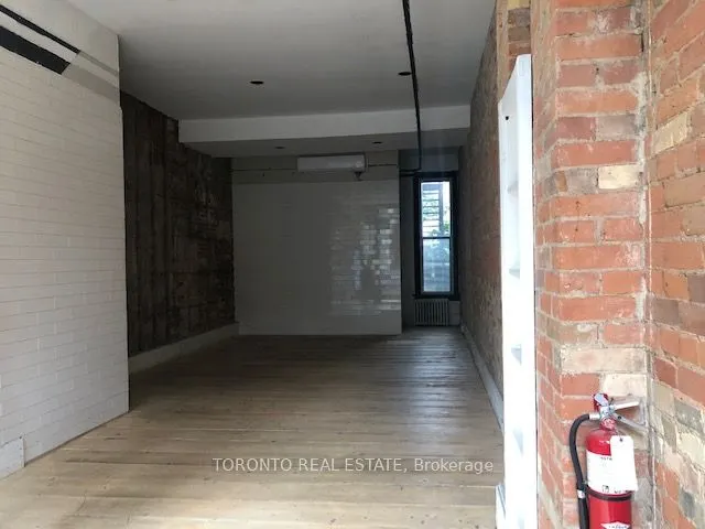 242 Carlton St