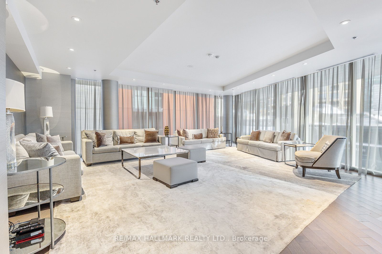 88 Davenport Road #308