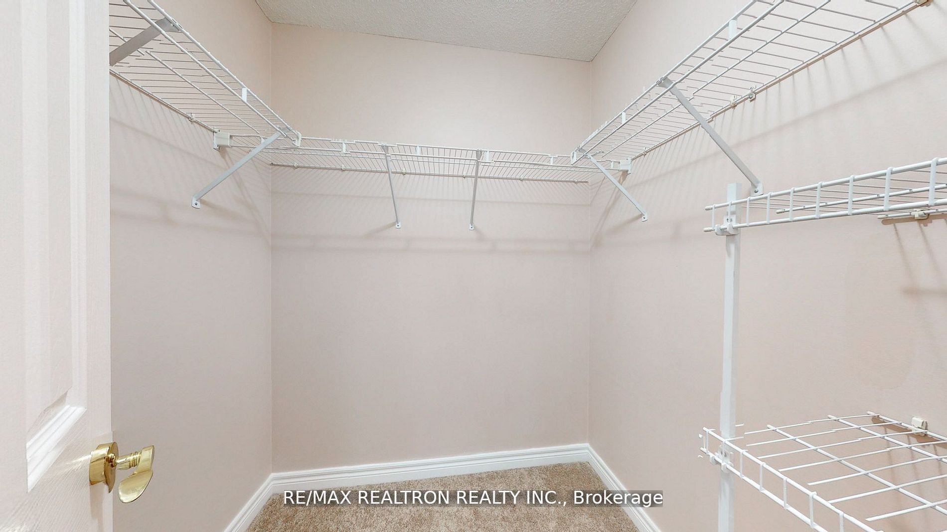 23 Hollywood Ave, #1708