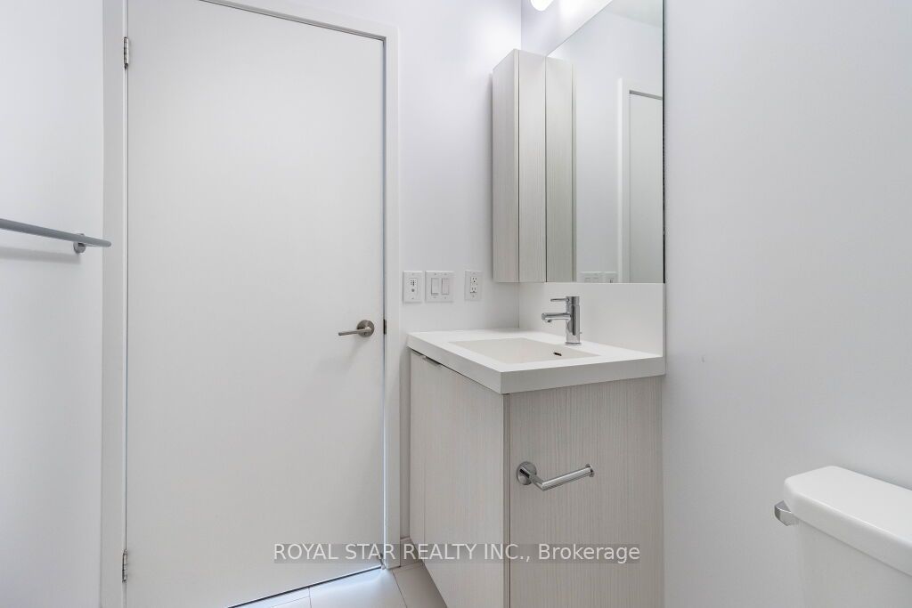 225 Sumach Street #1511