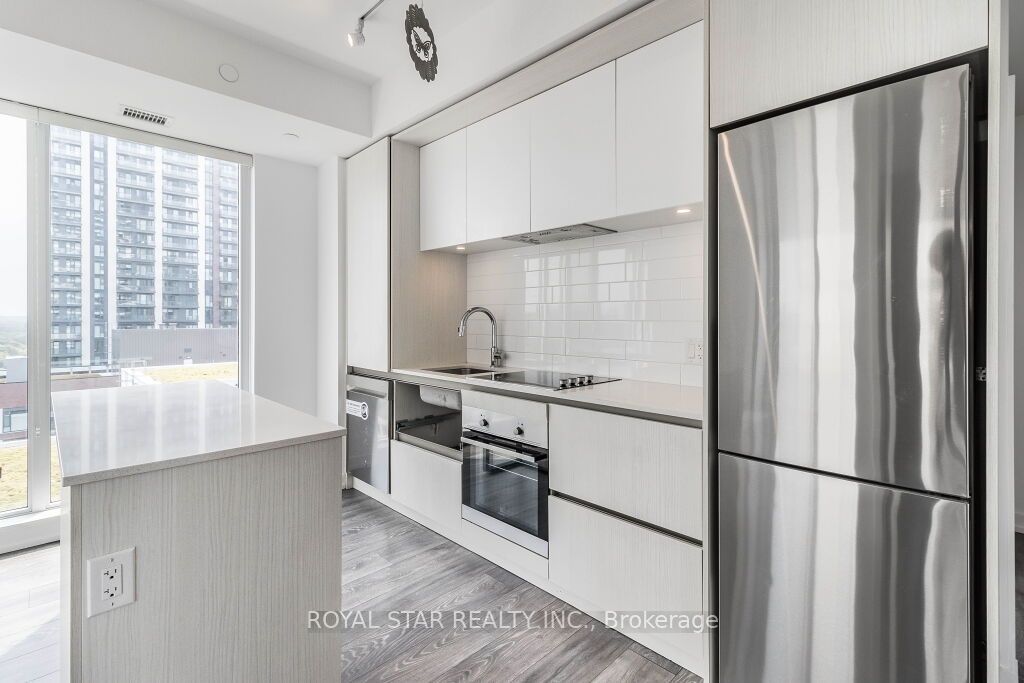 225 Sumach Street #1511