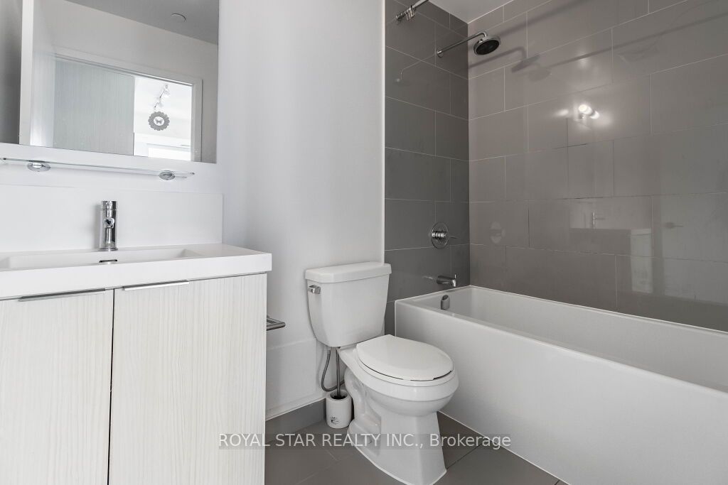 225 Sumach Street #1511
