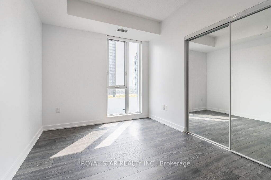 225 Sumach Street #1511