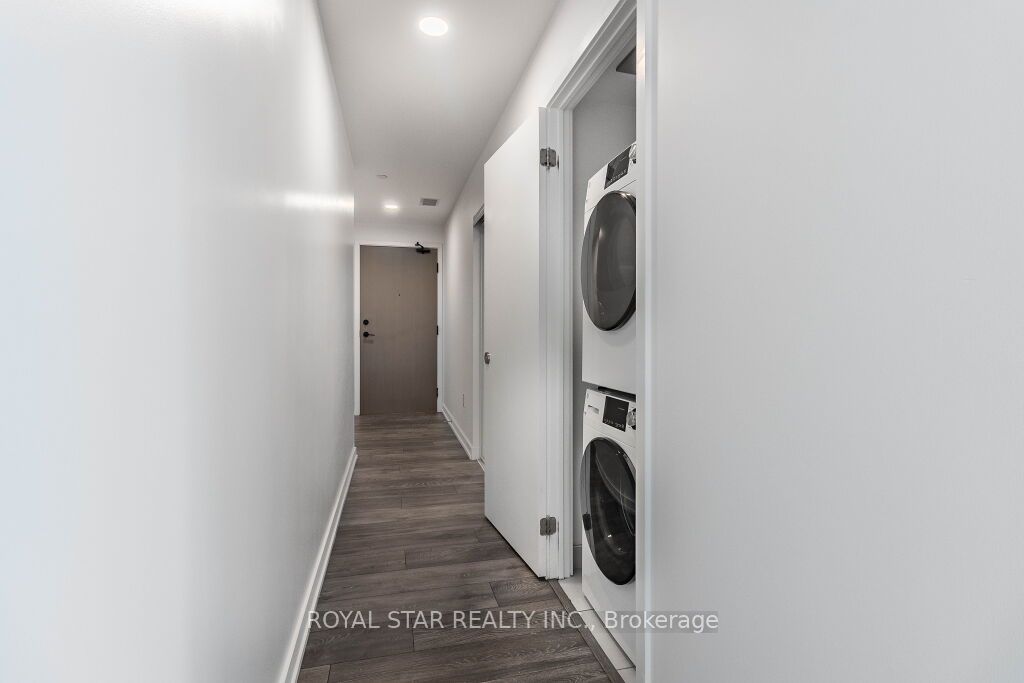 225 Sumach Street #1511