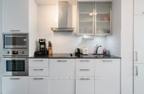14 York Street #3502