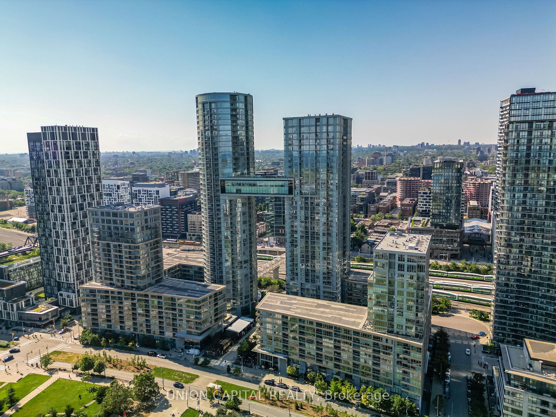 15 Iceboat Terrace #242A
