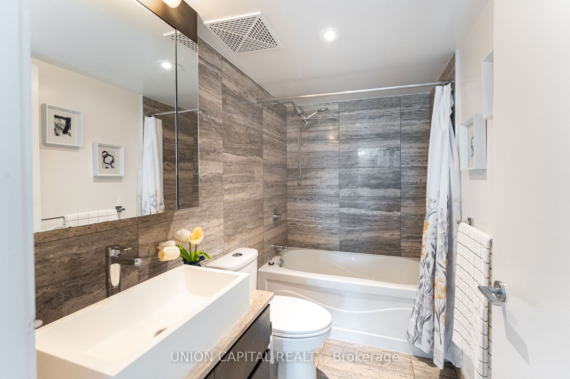 15 Iceboat Terrace #242A