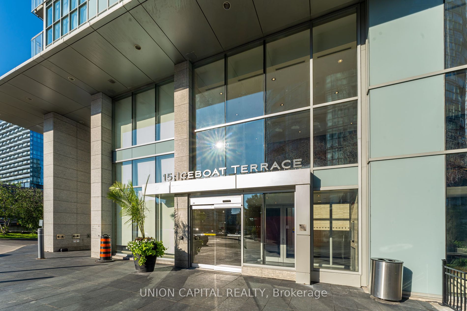 15 Iceboat Terrace #242A