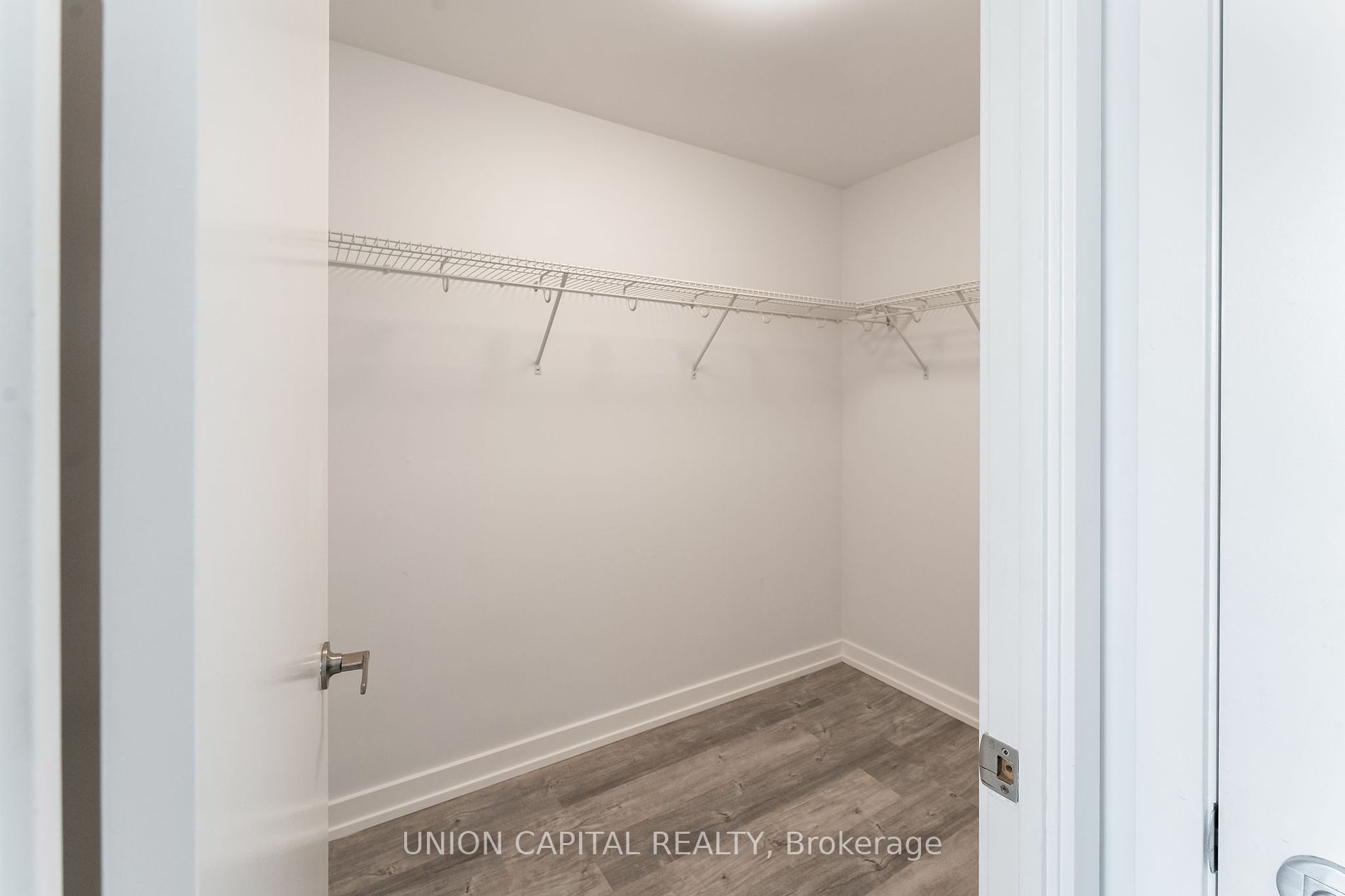 15 Iceboat Terrace #242A