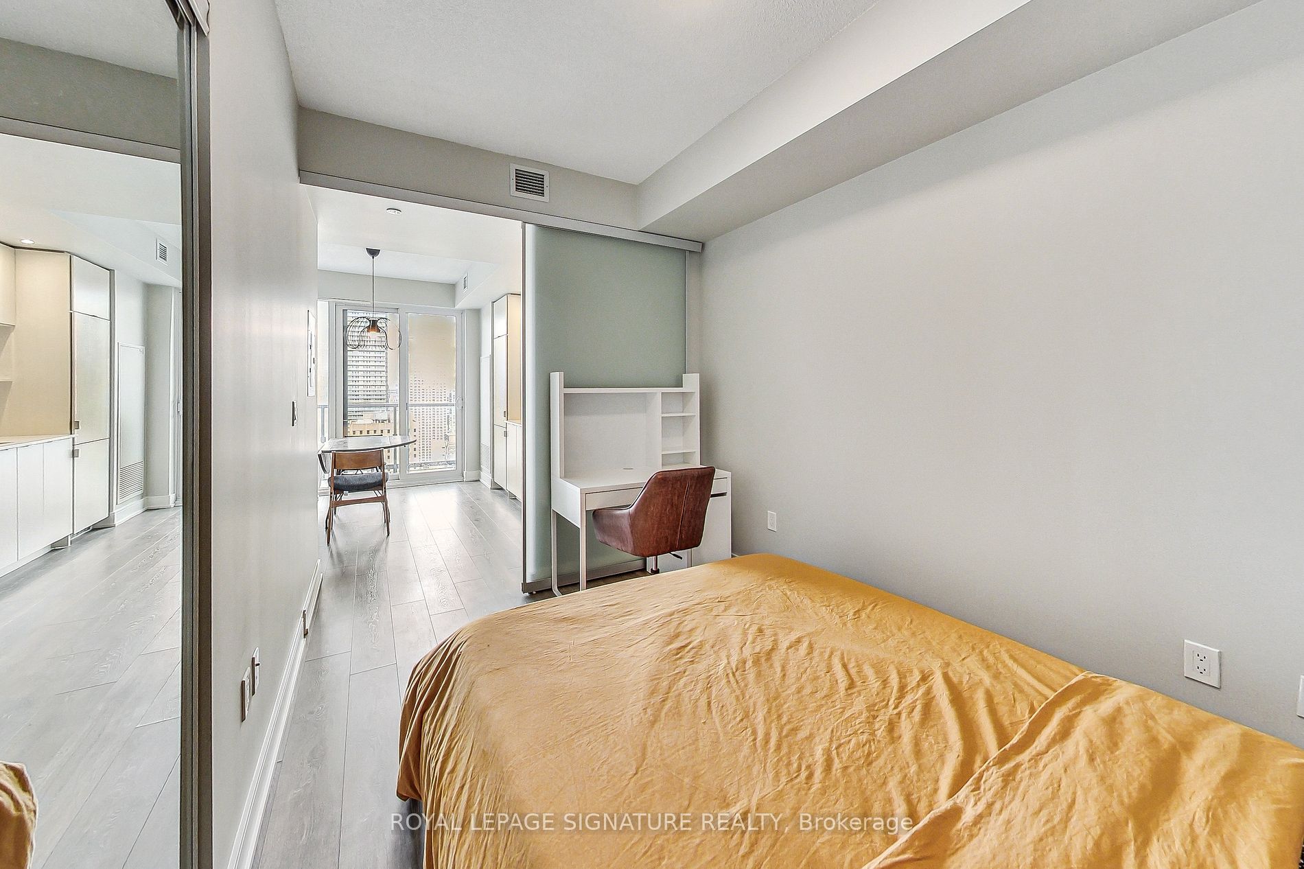89 McGill Street, #2912