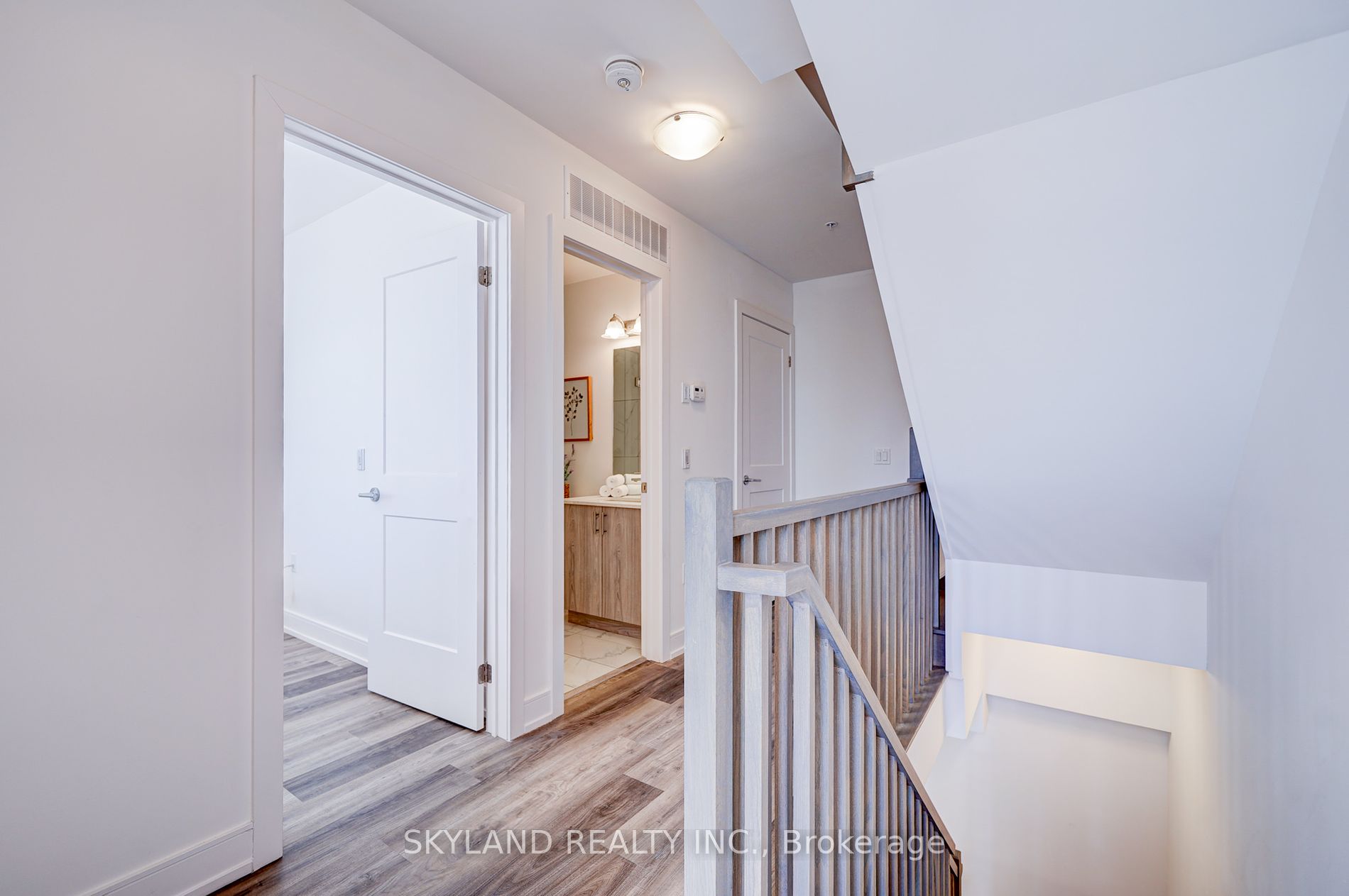 57 Finch Ave W, #41