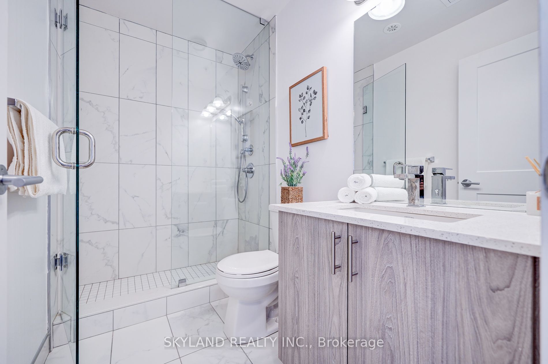 57 Finch Ave W, #41
