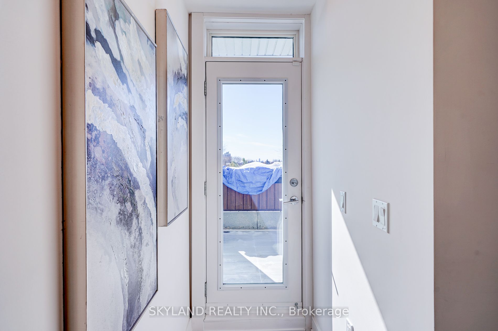 57 Finch Ave W, #41