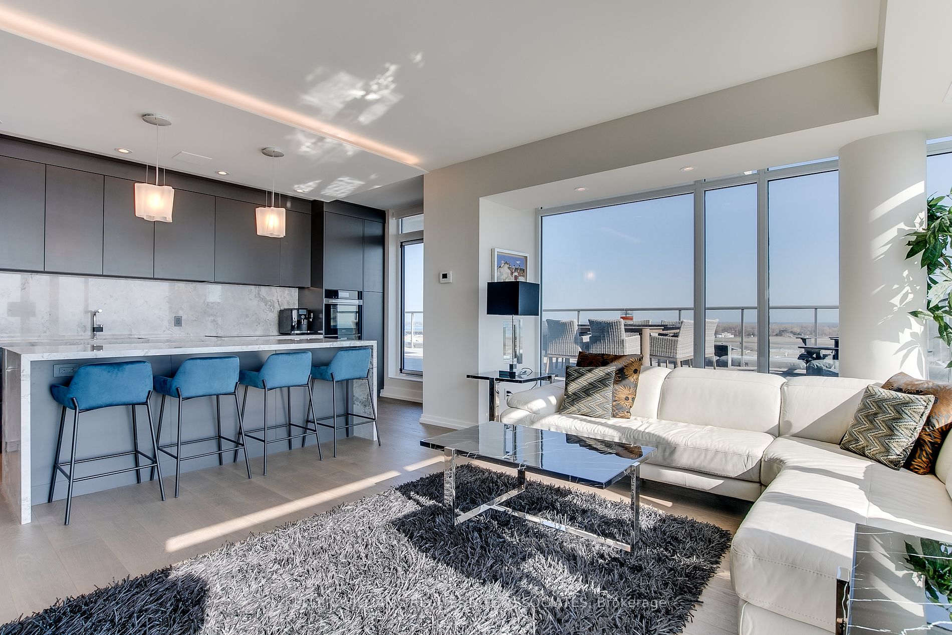 90 Stadium Rd, #1002