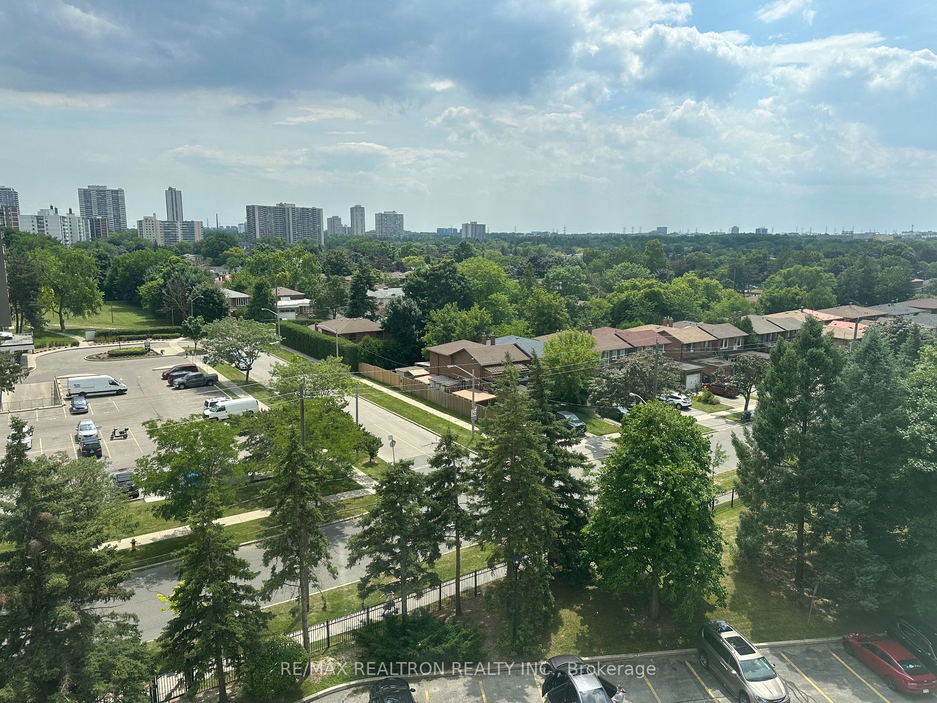 1121 Steeles Avenue W, #802
