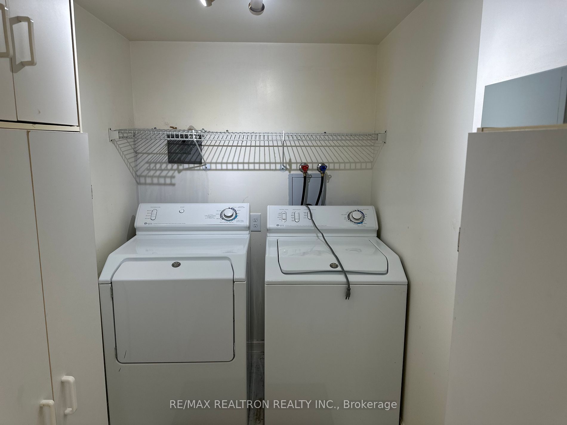 1121 Steeles Avenue W, #802