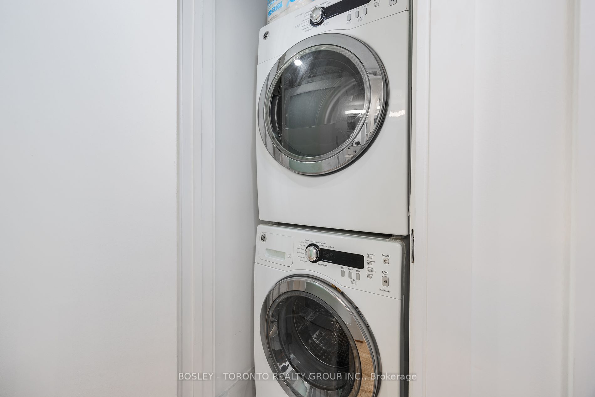 98 Redpath Ave, #3