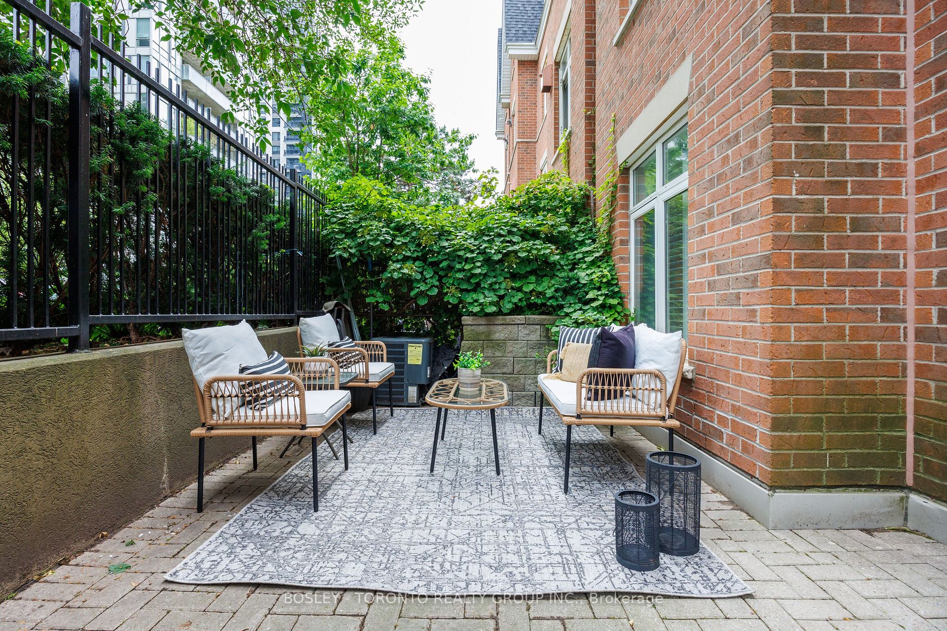 98 Redpath Ave, #3