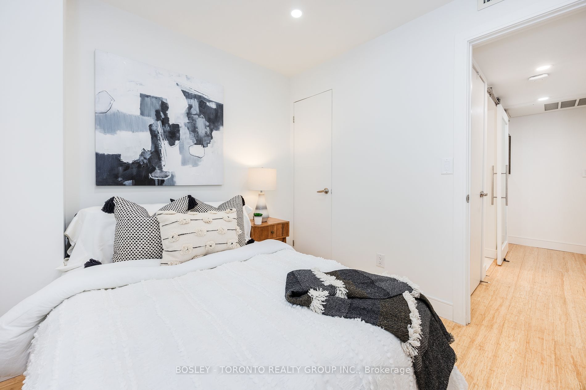 98 Redpath Ave, #3
