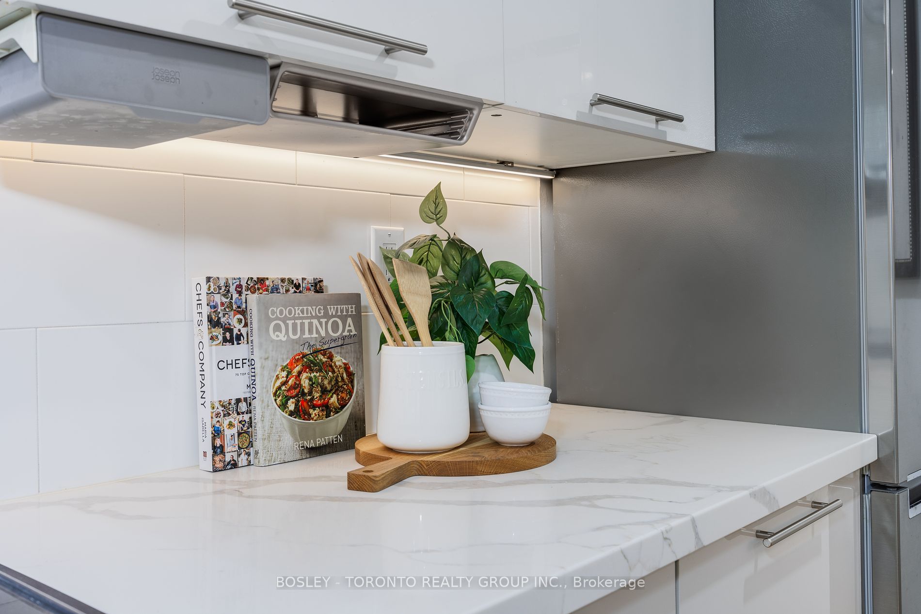 98 Redpath Ave, #3