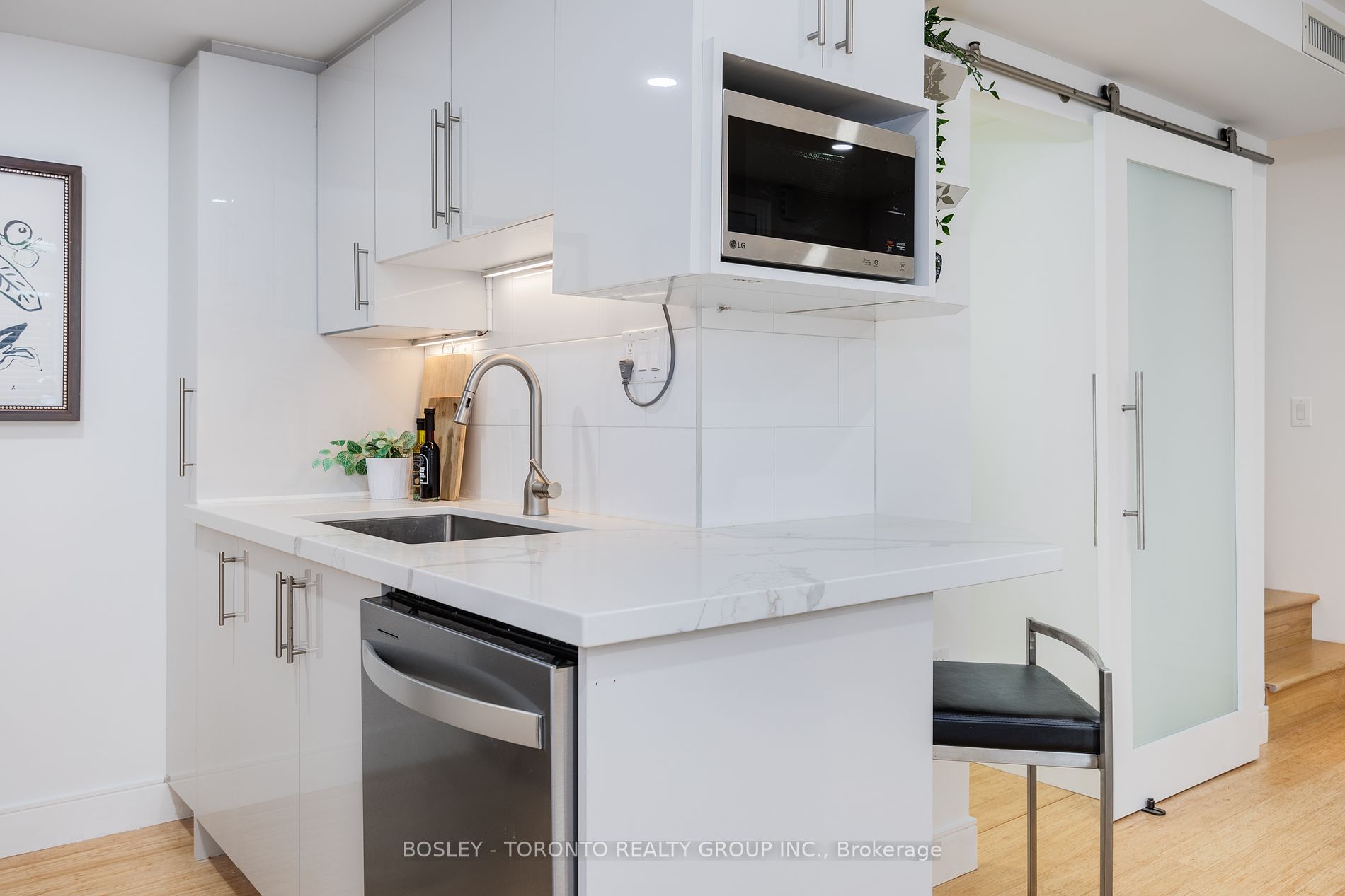 98 Redpath Ave, #3