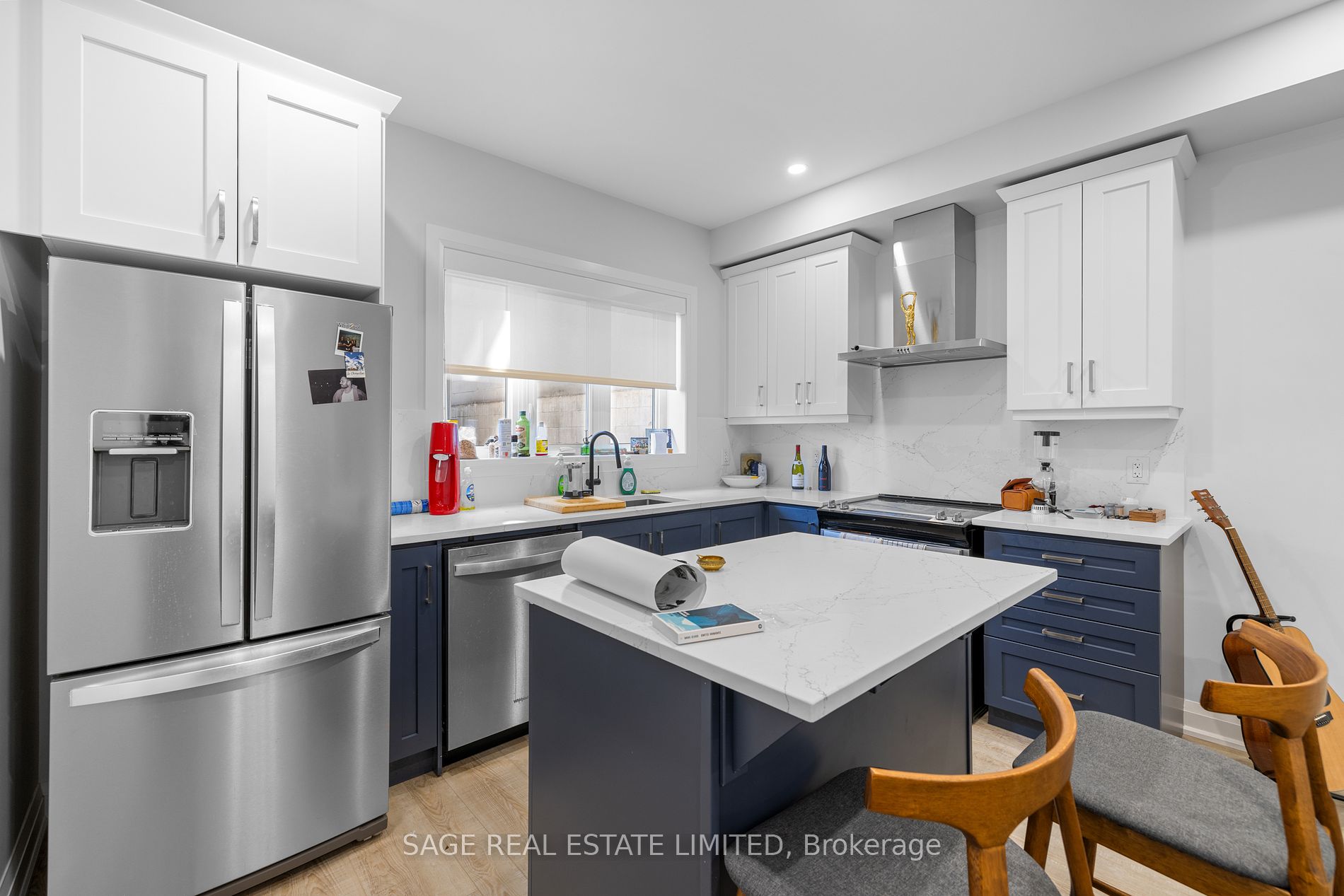 225 Carlton Street, #2