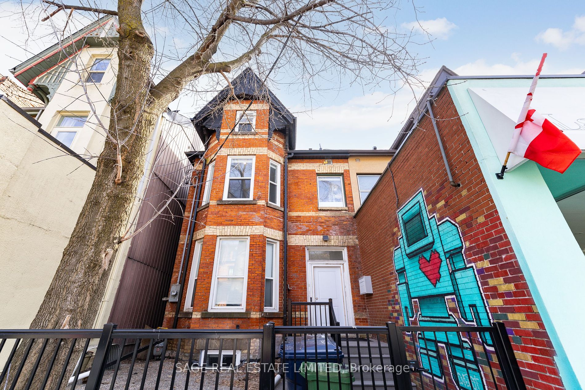 225 Carlton Street, #2