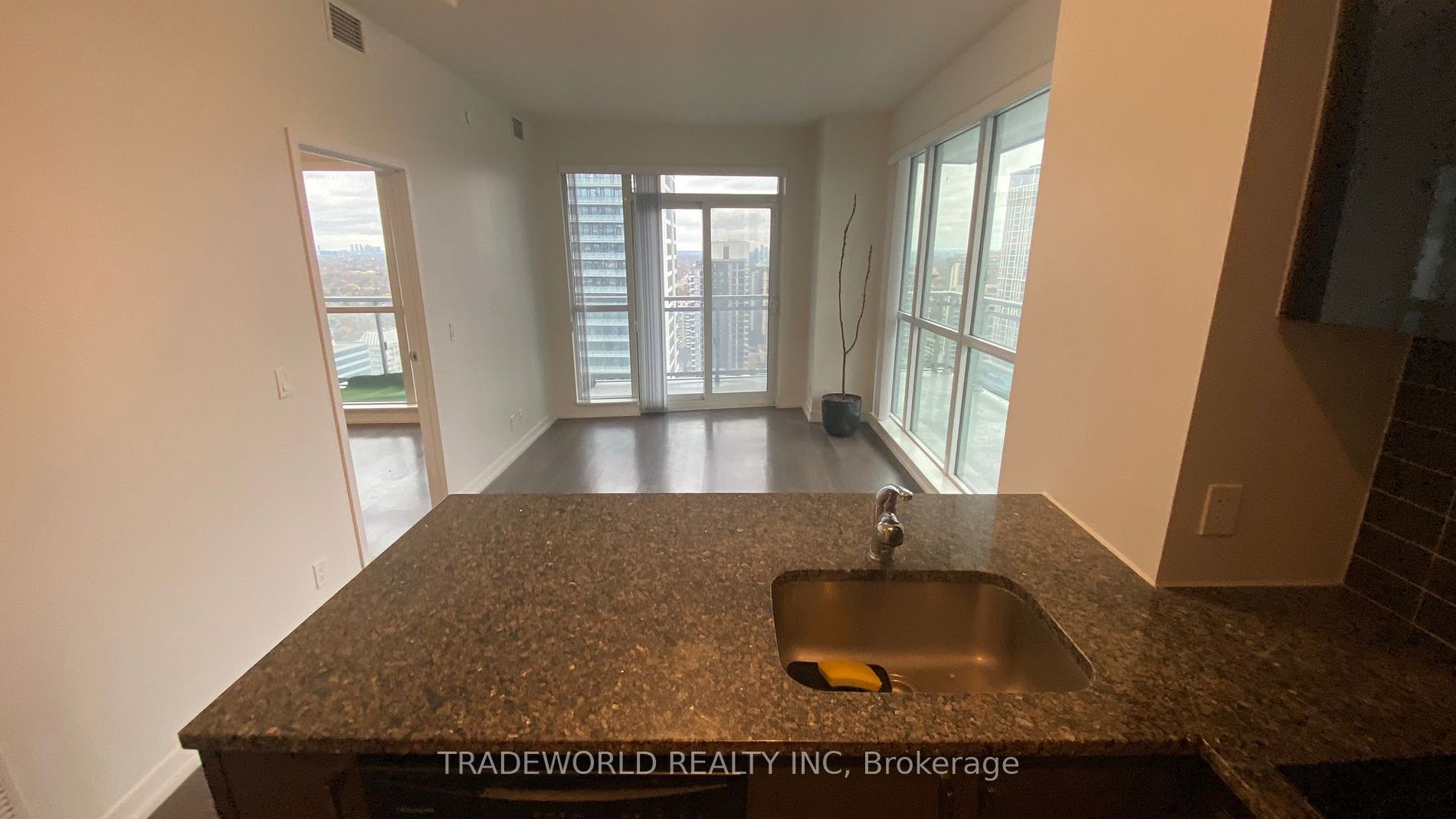 89 Dunfield Avenue, #2705